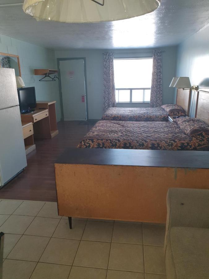 Cochrane Chimo Motel المظهر الخارجي الصورة