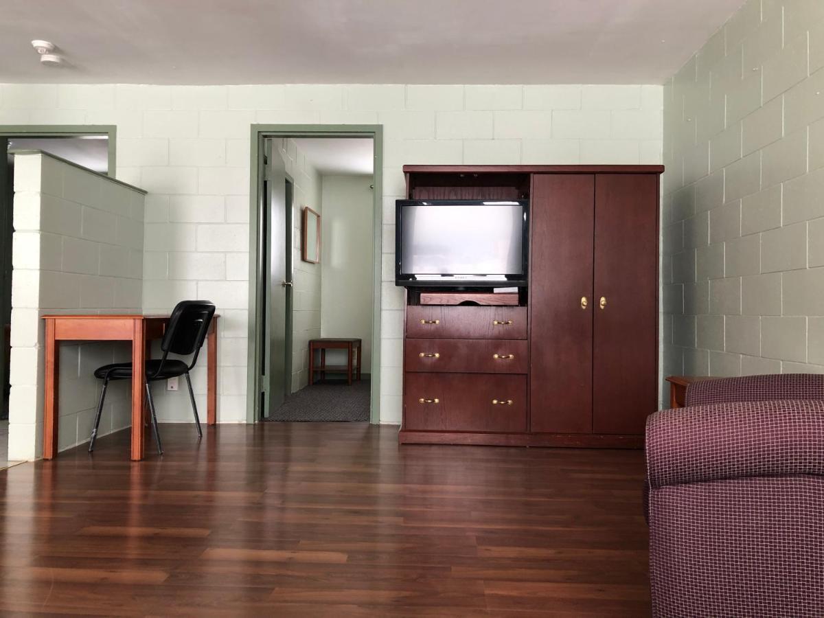 Cochrane Chimo Motel المظهر الخارجي الصورة