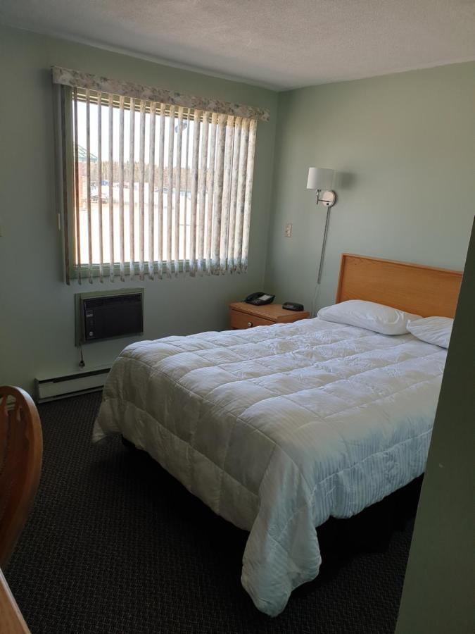 Cochrane Chimo Motel المظهر الخارجي الصورة