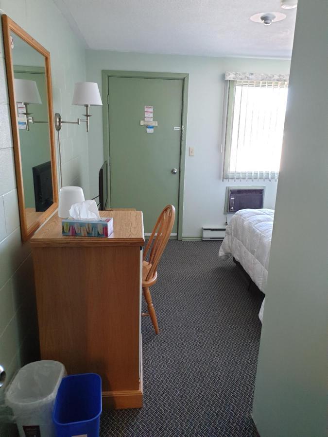 Cochrane Chimo Motel المظهر الخارجي الصورة